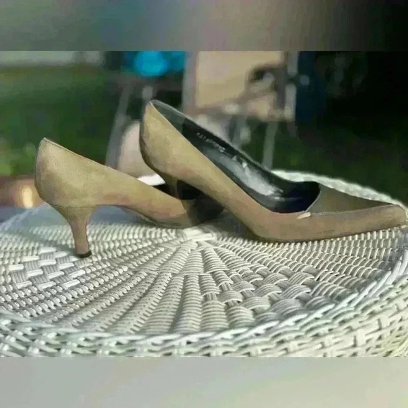 Sesto Meiccu green suede and leather pumps. Perfect for fall. Size 8 - Picture 9 of 14